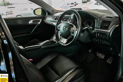 2012 Lexus CT - Thumbnail