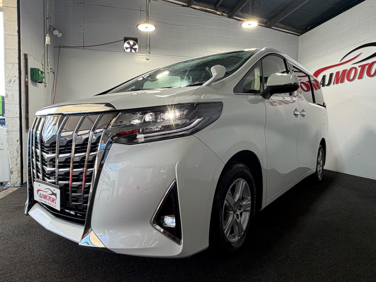 2023 Toyota Alphard