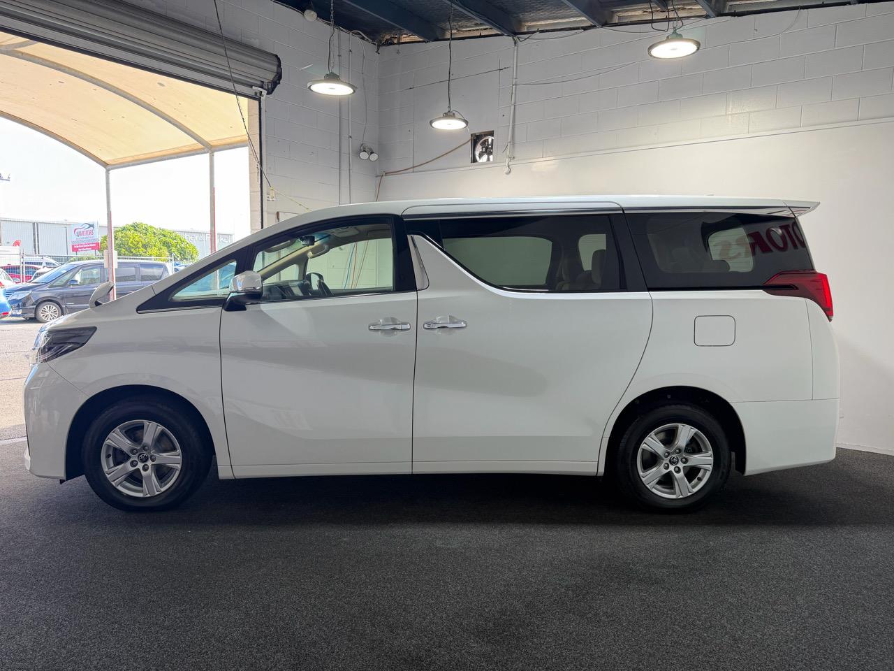 2023 Toyota Alphard