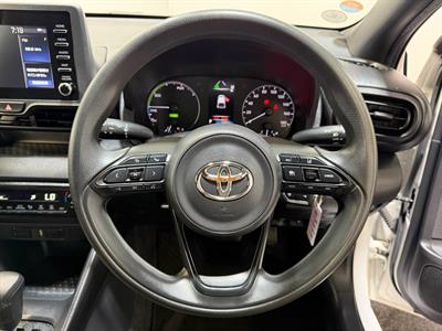 2020 Toyota Yaris - Thumbnail