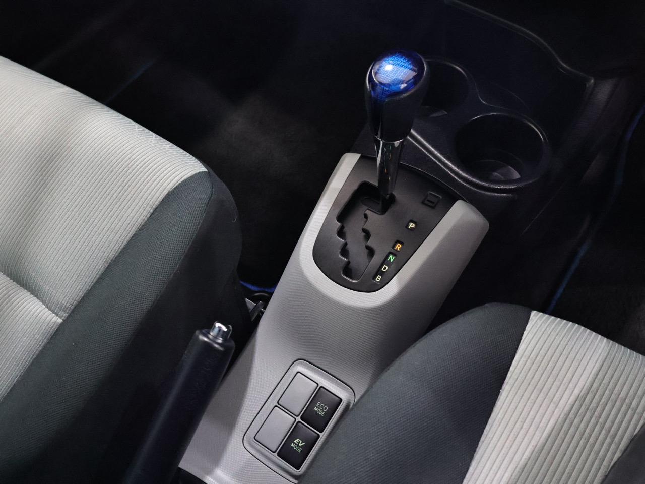 2013 Toyota Aqua
