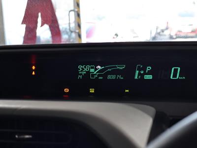 2013 Toyota Aqua - Thumbnail