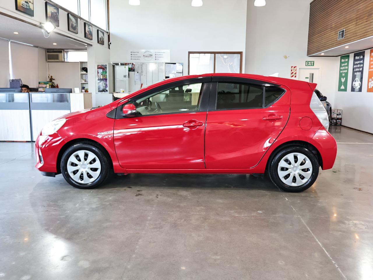 2013 Toyota Aqua