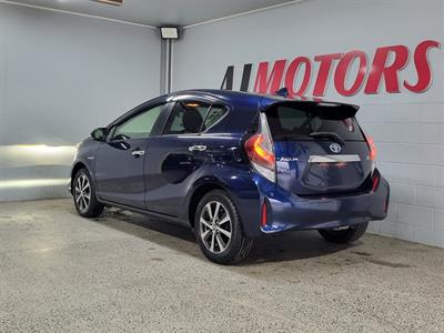 2019 Toyota Aqua - Thumbnail