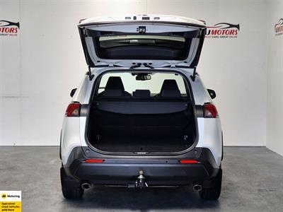 2019 Toyota RAV4 - Thumbnail