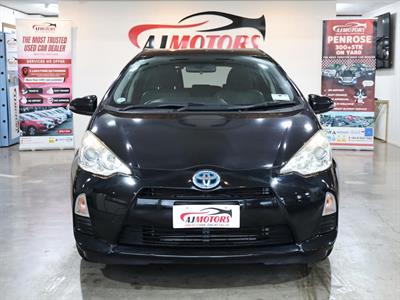 2014 Toyota Aqua - Thumbnail