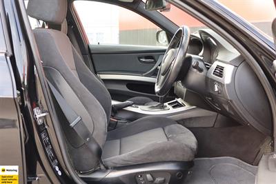 2012 BMW 320i - Thumbnail