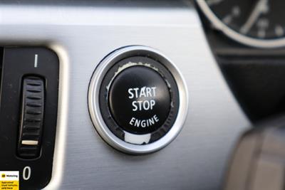 2012 BMW 320i - Thumbnail