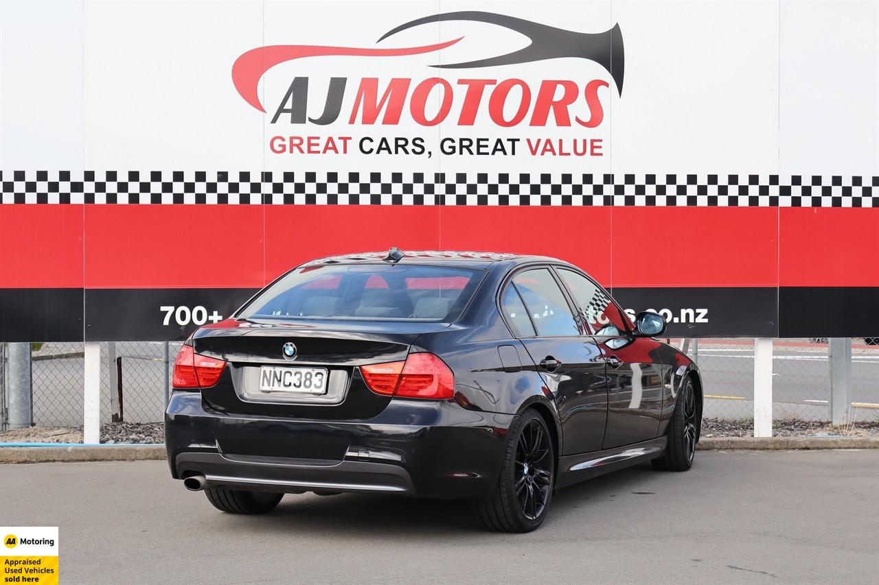 2012 BMW 320i