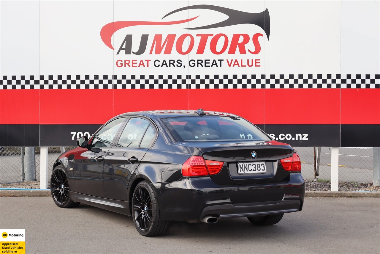 2012 BMW 320i