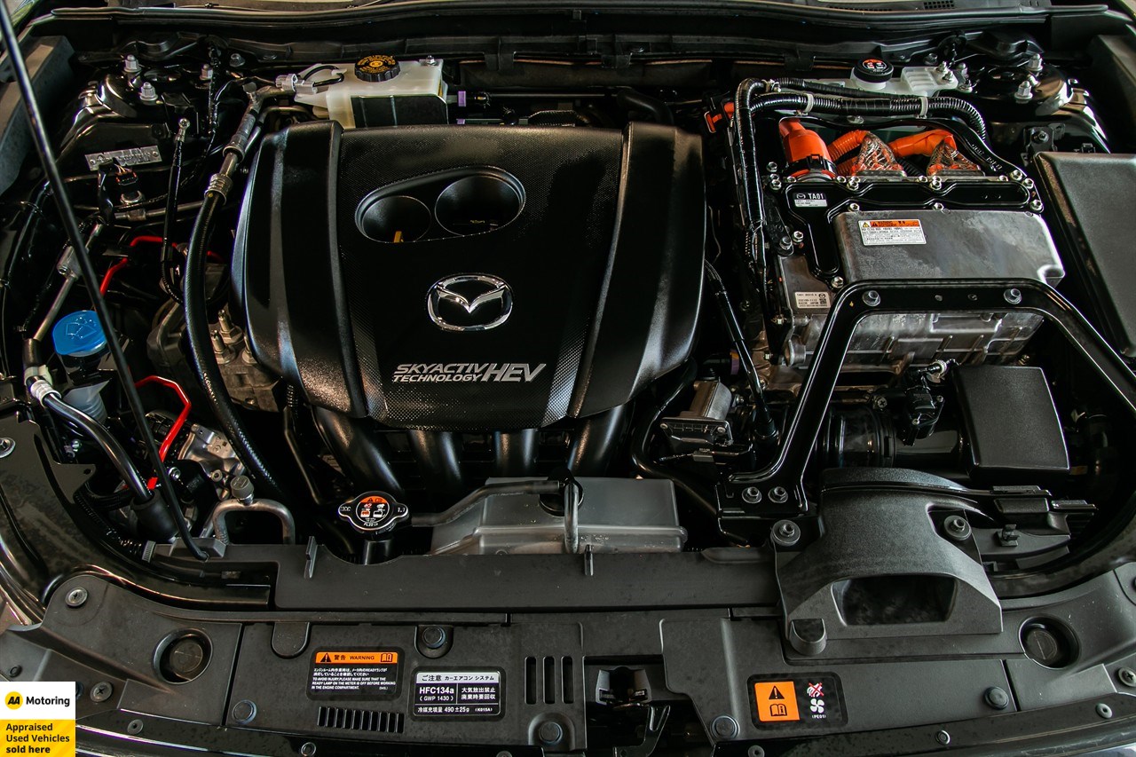 2016 Mazda Axela