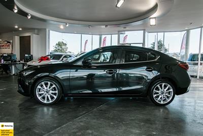 2016 Mazda Axela - Thumbnail