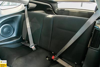 2010 Honda CR-Z - Thumbnail