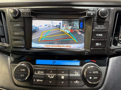 2017 Toyota RAV4 - Thumbnail