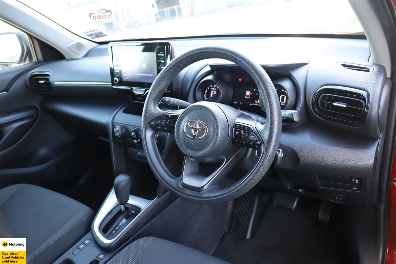 2020 Toyota YARIS CROSS