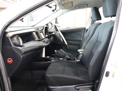 2013 Toyota RAV4 - Thumbnail