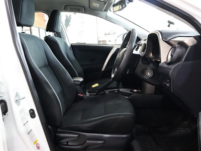 2013 Toyota RAV4 - Thumbnail