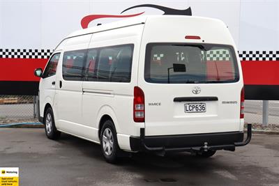 2017 Toyota Hiace - Thumbnail