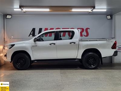 2020 Toyota HILUX - Thumbnail