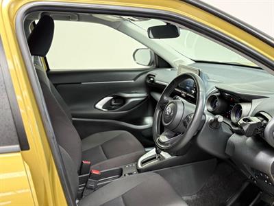 2021 Toyota YARIS CROSS - Thumbnail