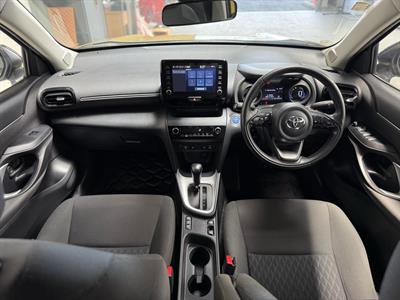 2021 Toyota YARIS CROSS - Thumbnail
