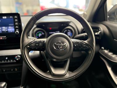 2021 Toyota YARIS CROSS - Thumbnail