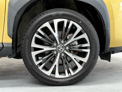 2021 Toyota YARIS CROSS - Thumbnail