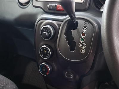 2014 Toyota Spade - Thumbnail