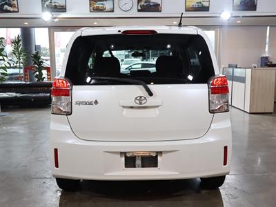 2014 Toyota Spade - Thumbnail
