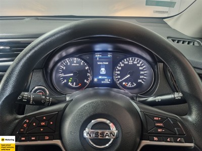 2022 Nissan X-Trail - Thumbnail