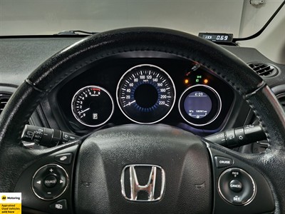 2016 Honda HR-V - Thumbnail