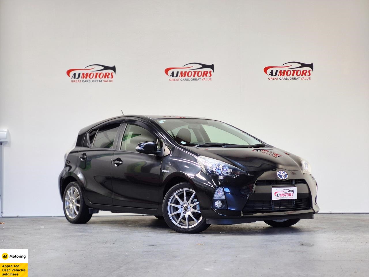 2013 Toyota Aqua