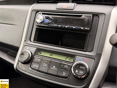 2016 Toyota Corolla - Thumbnail