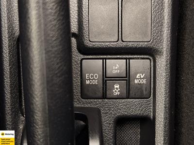 2016 Toyota Corolla - Thumbnail