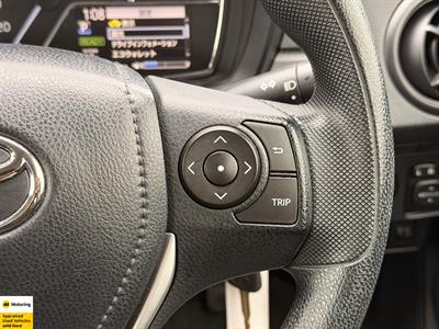 2016 Toyota Corolla - Thumbnail