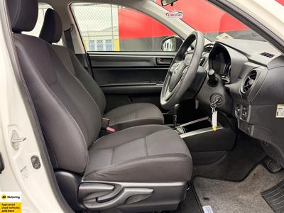 2016 Toyota Corolla - Thumbnail