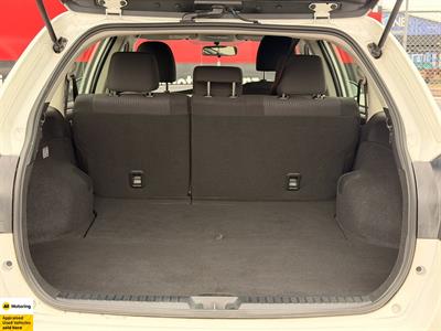 2016 Toyota Corolla - Thumbnail