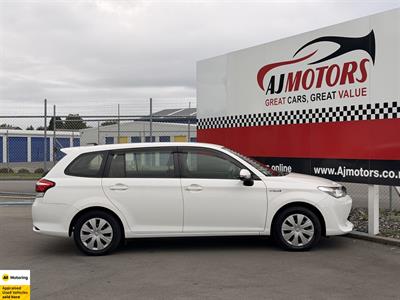 2016 Toyota Corolla - Thumbnail