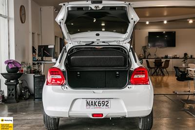 2020 Suzuki Swift - Thumbnail