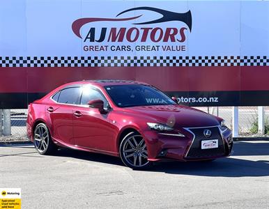 2013 Lexus IS 300h