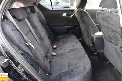 2012 Lexus CT200H - Thumbnail