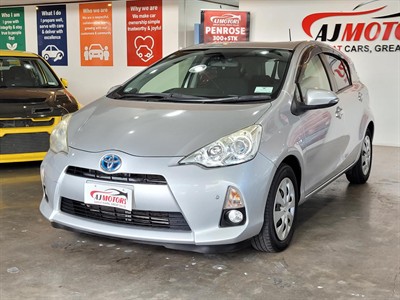 2012 Toyota Aqua - Thumbnail
