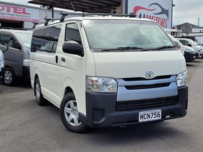 2019 Toyota Hiace - Thumbnail