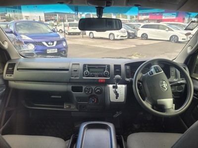 2019 Toyota Hiace - Thumbnail