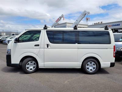 2019 Toyota Hiace - Thumbnail