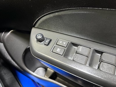 2014 Suzuki Swift - Thumbnail