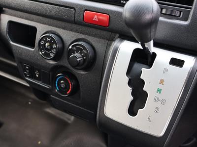 2017 Toyota Hiace - Thumbnail
