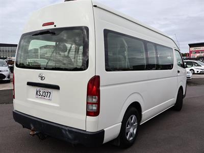 2017 Toyota Hiace - Thumbnail