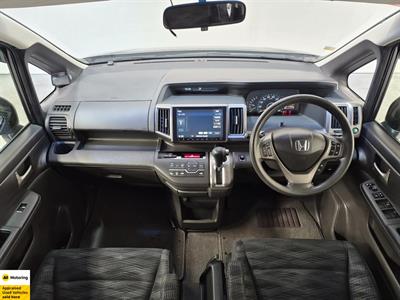 2015 Honda STEPWAGON - Thumbnail