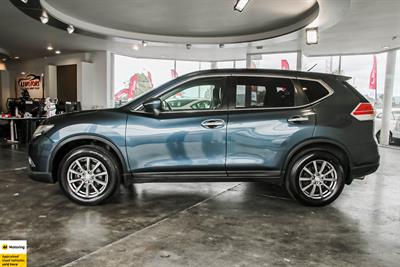 2015 Nissan X-Trail - Thumbnail